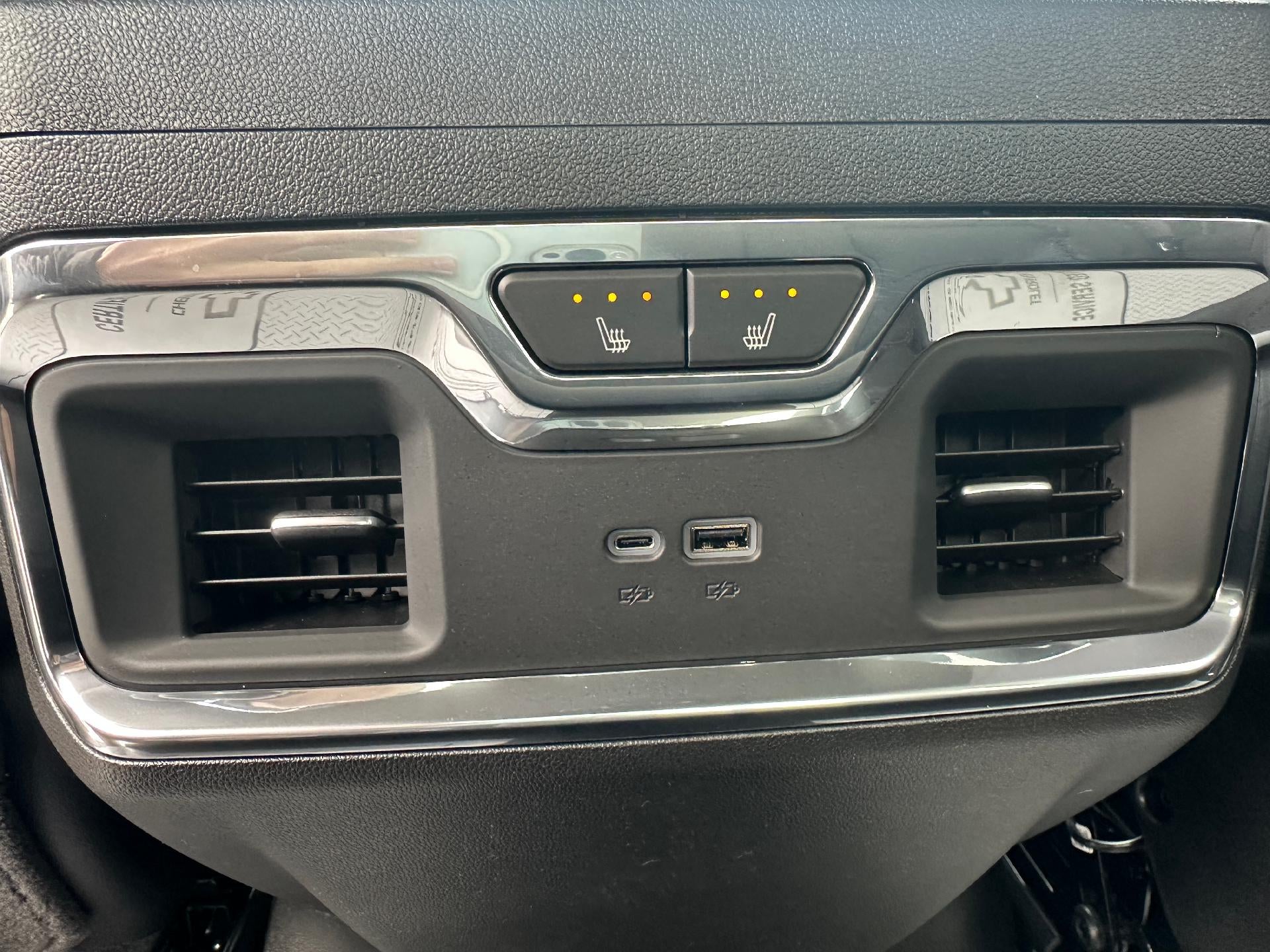 2025 Chevrolet Silverado 3500 HD LTZ