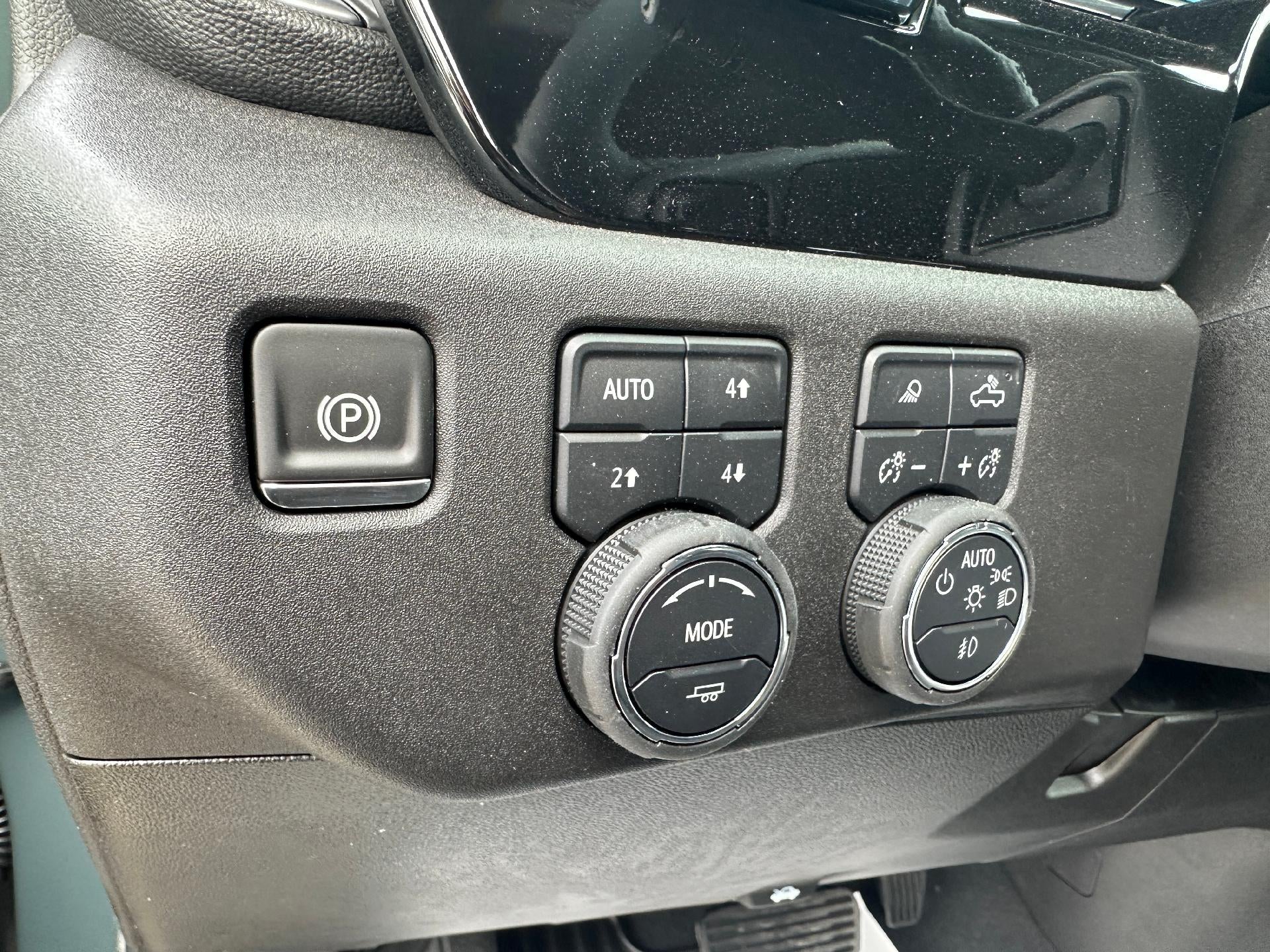 2025 Chevrolet Silverado 3500 HD LTZ