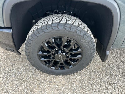 2025 Chevrolet Silverado 3500 HD LTZ