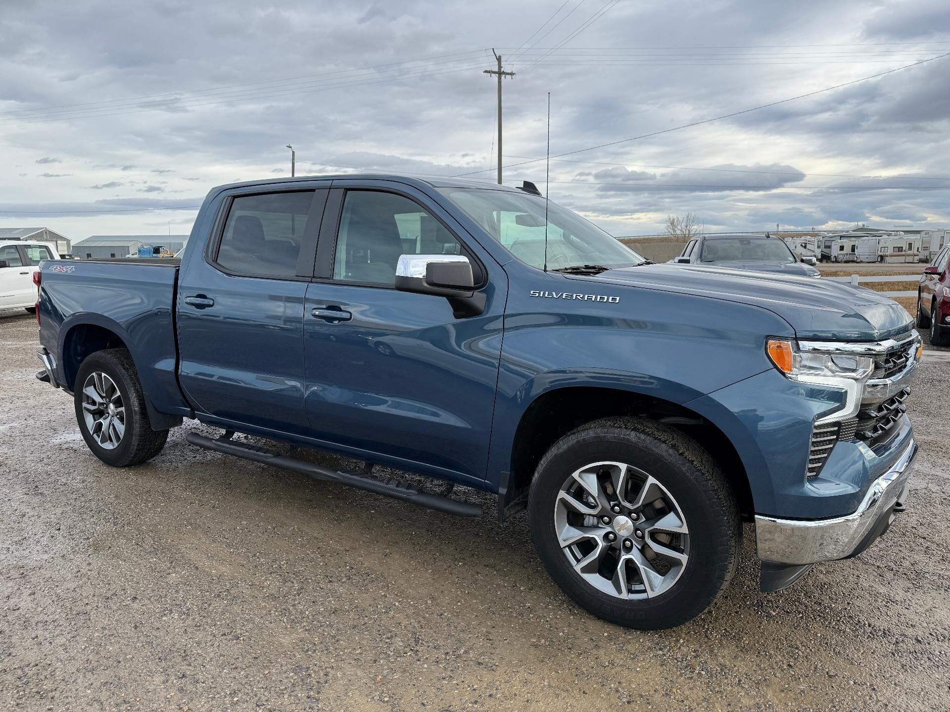 2024 Chevrolet Silverado 1500 LT (2FL)