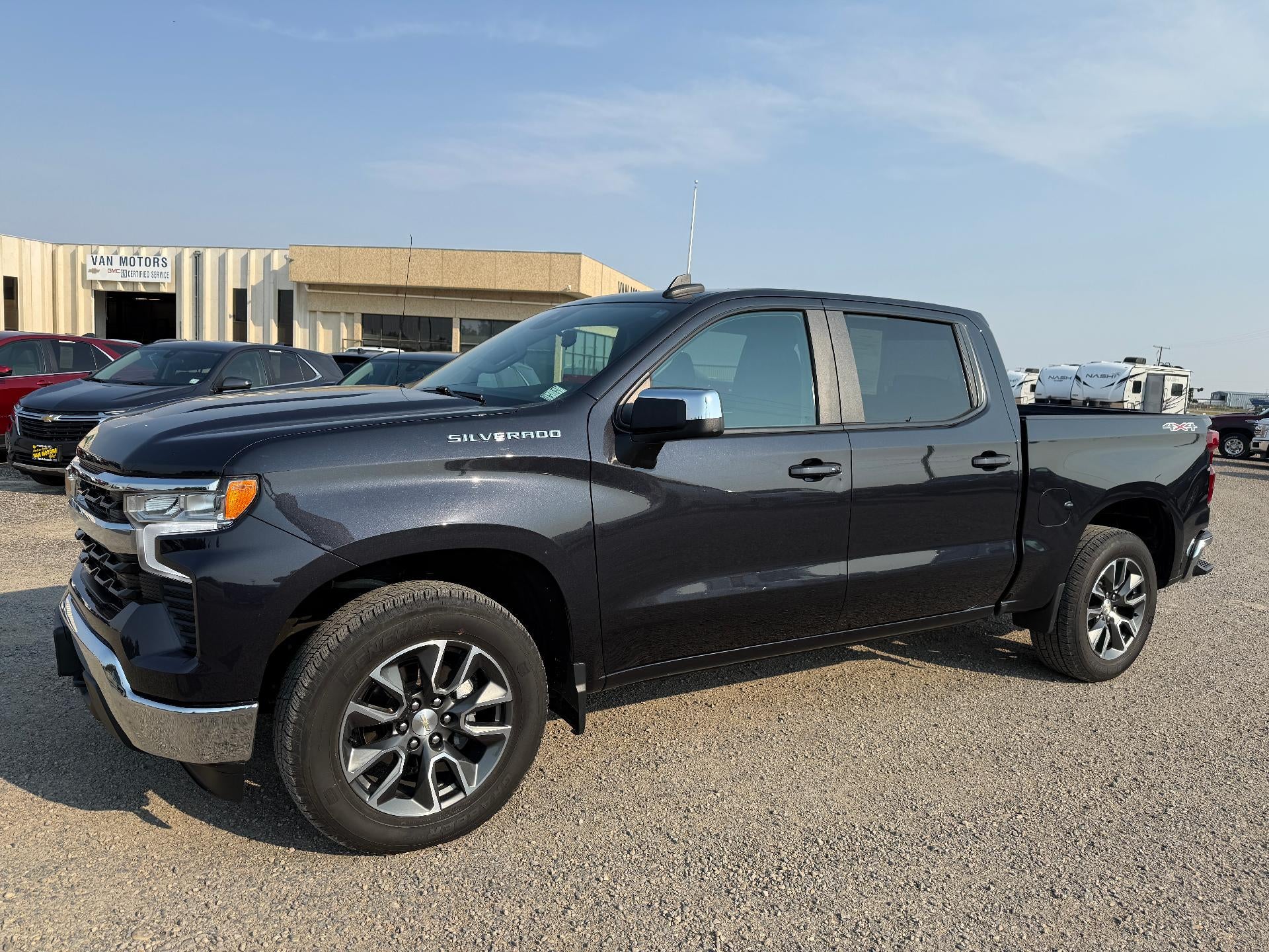 2023 Chevrolet Silverado 1500 LT (2FL)