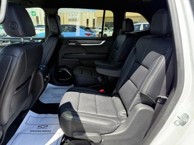 2025 GMC Acadia Elevation