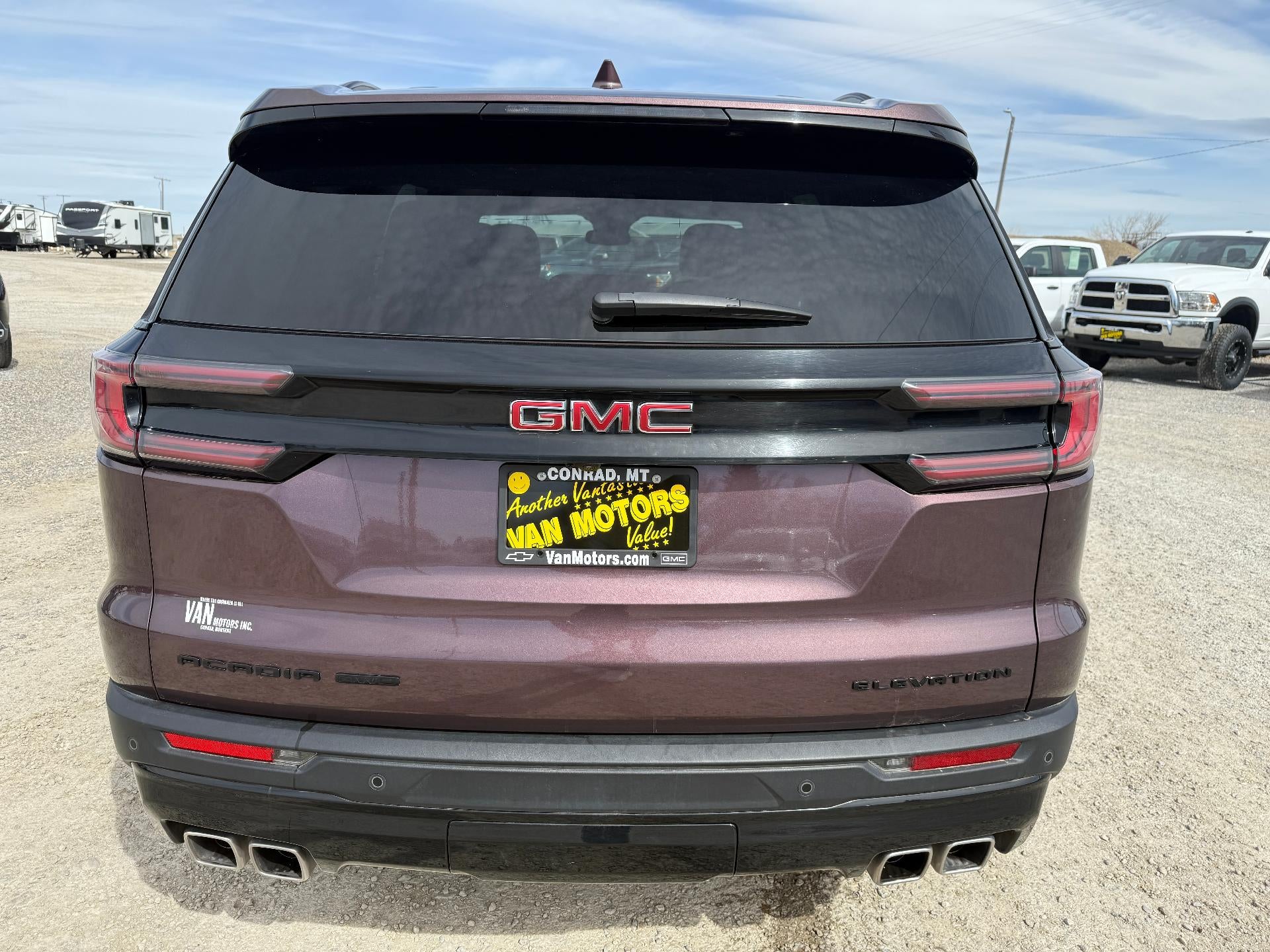 2025 GMC Acadia Elevation