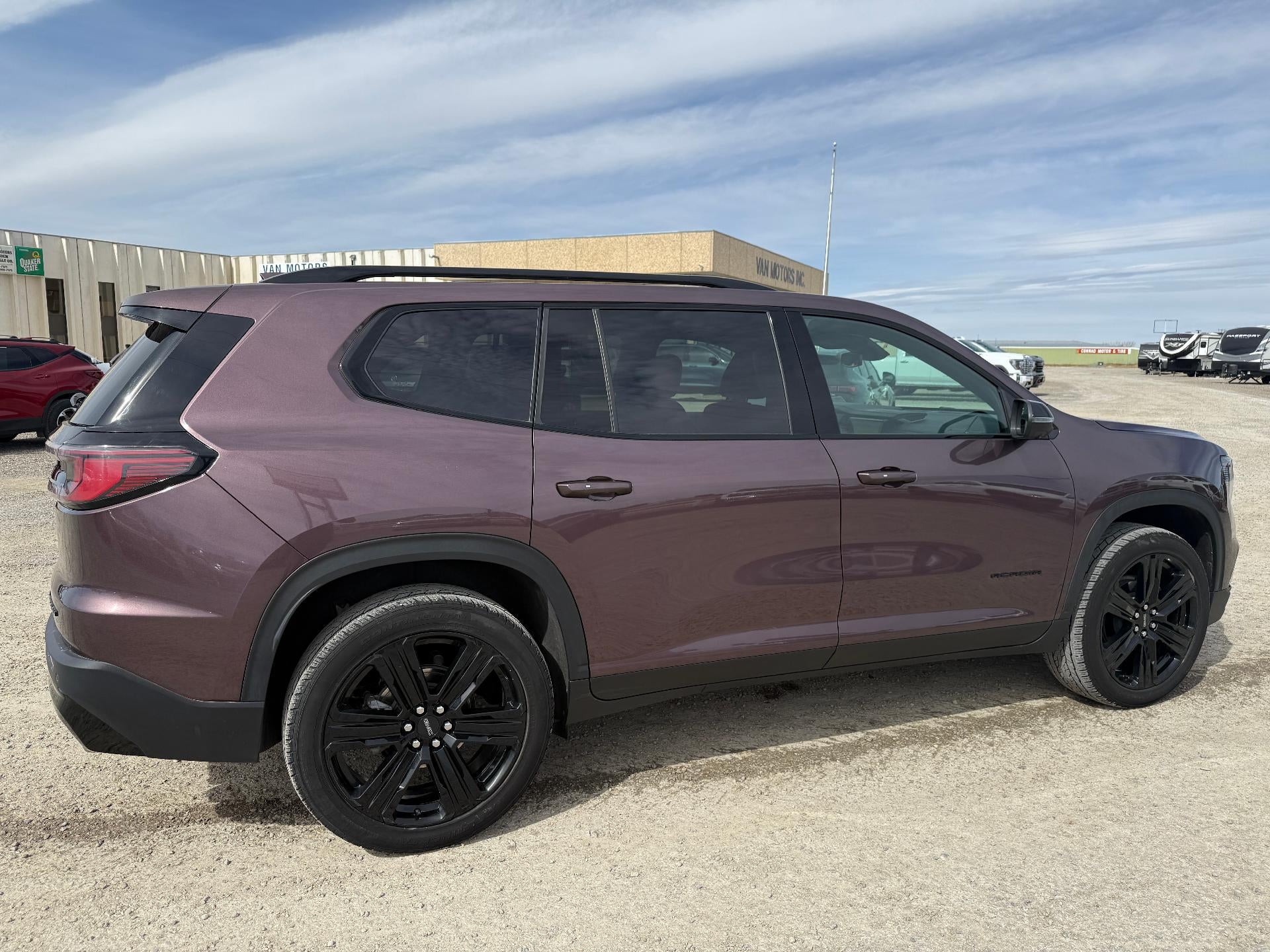 2025 GMC Acadia Elevation