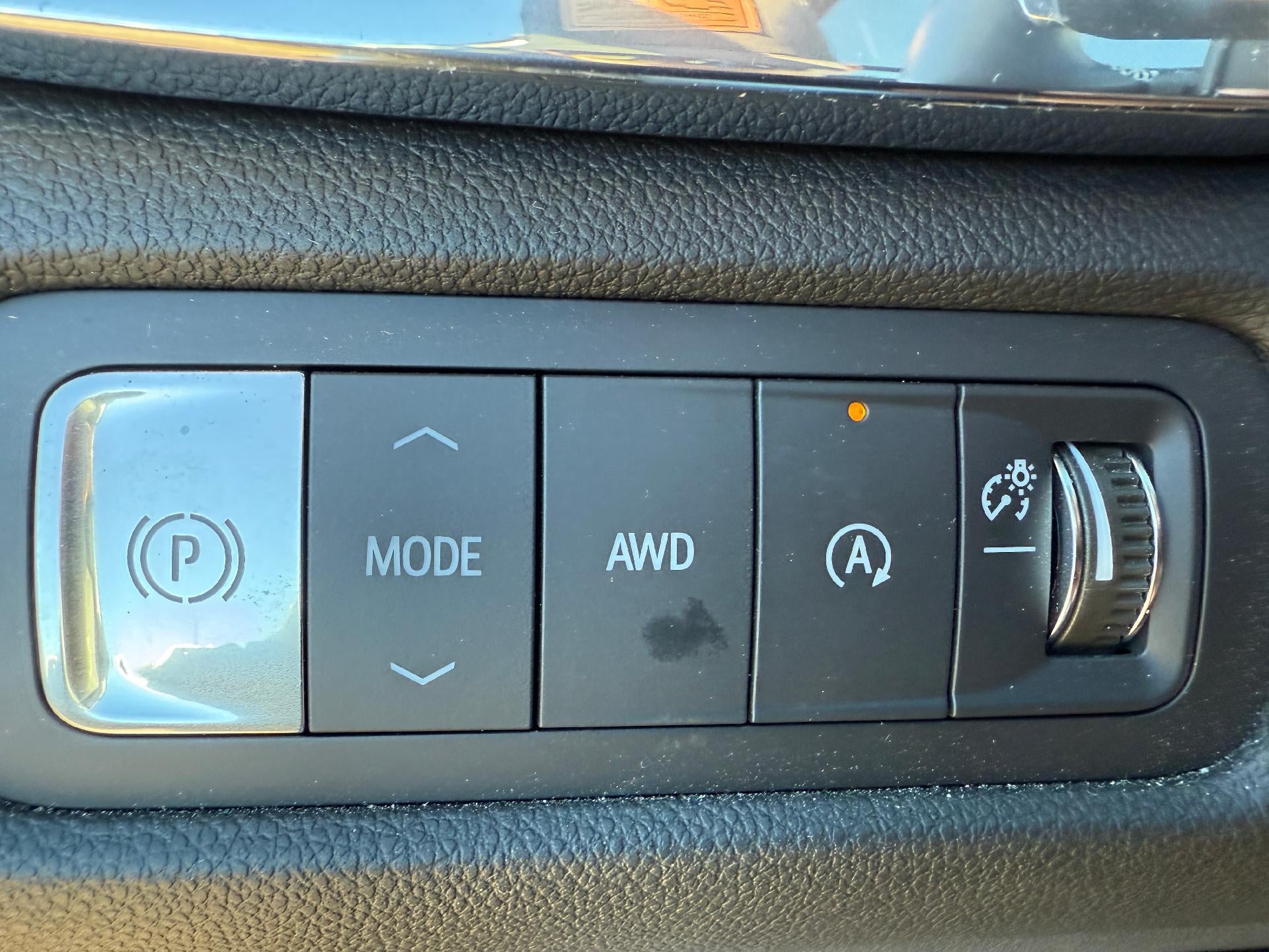 2024 GMC Acadia Denali