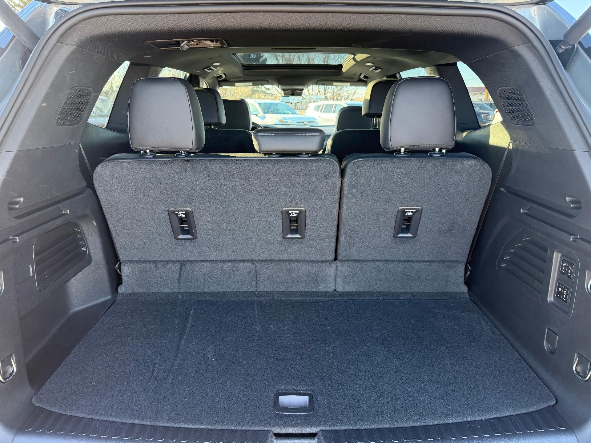 2024 GMC Acadia Denali