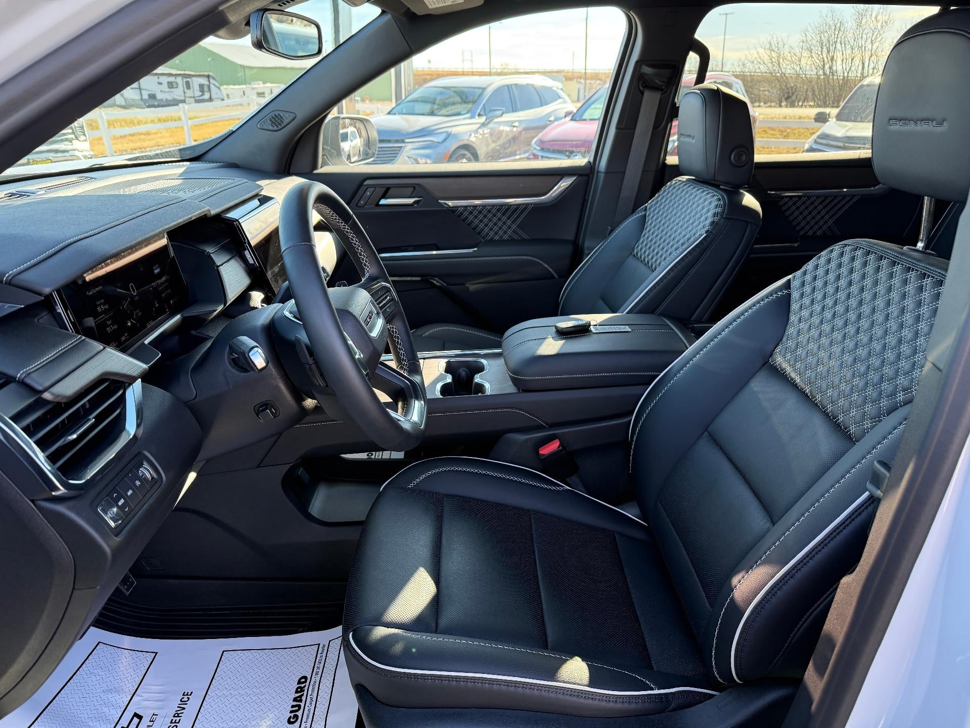 2024 GMC Acadia Denali