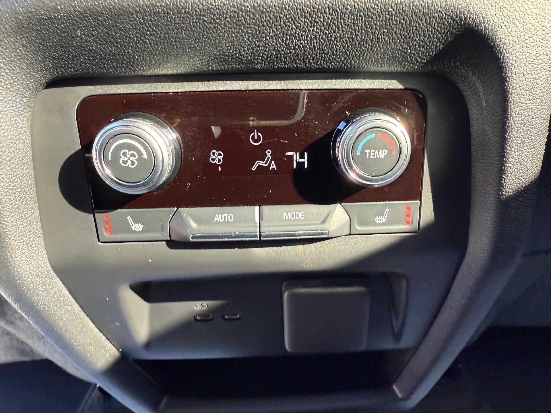 2024 GMC Acadia Denali