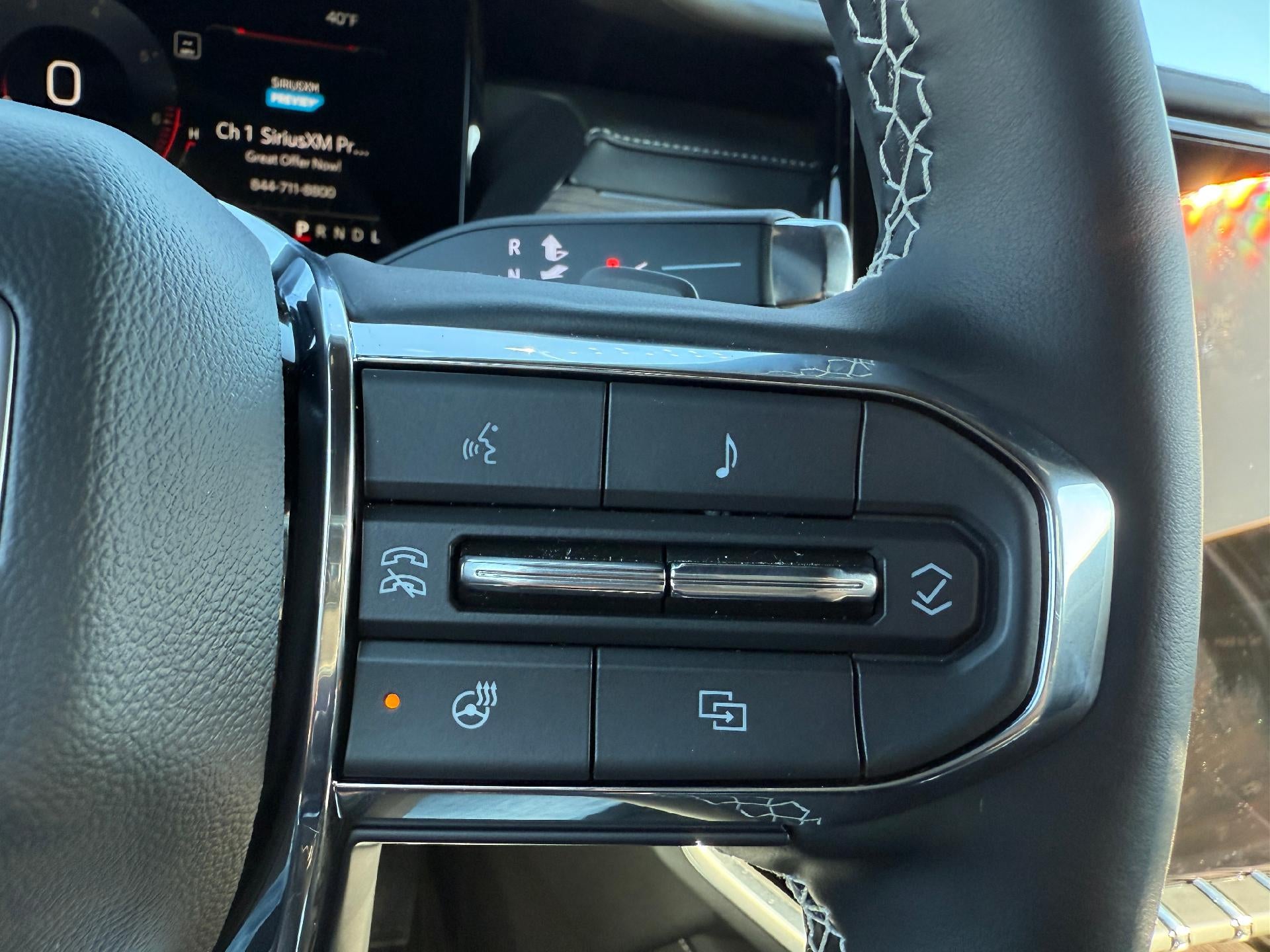 2024 GMC Acadia Denali