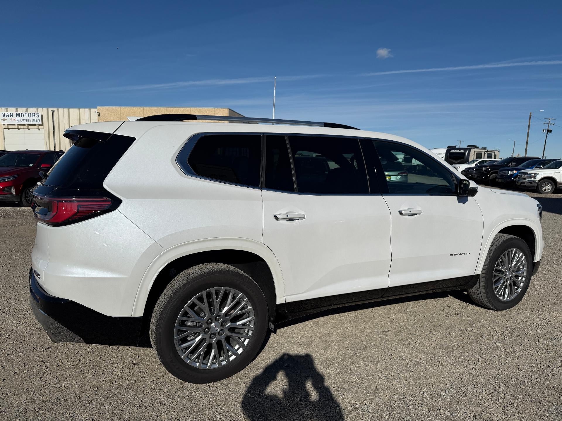 2024 GMC Acadia Denali
