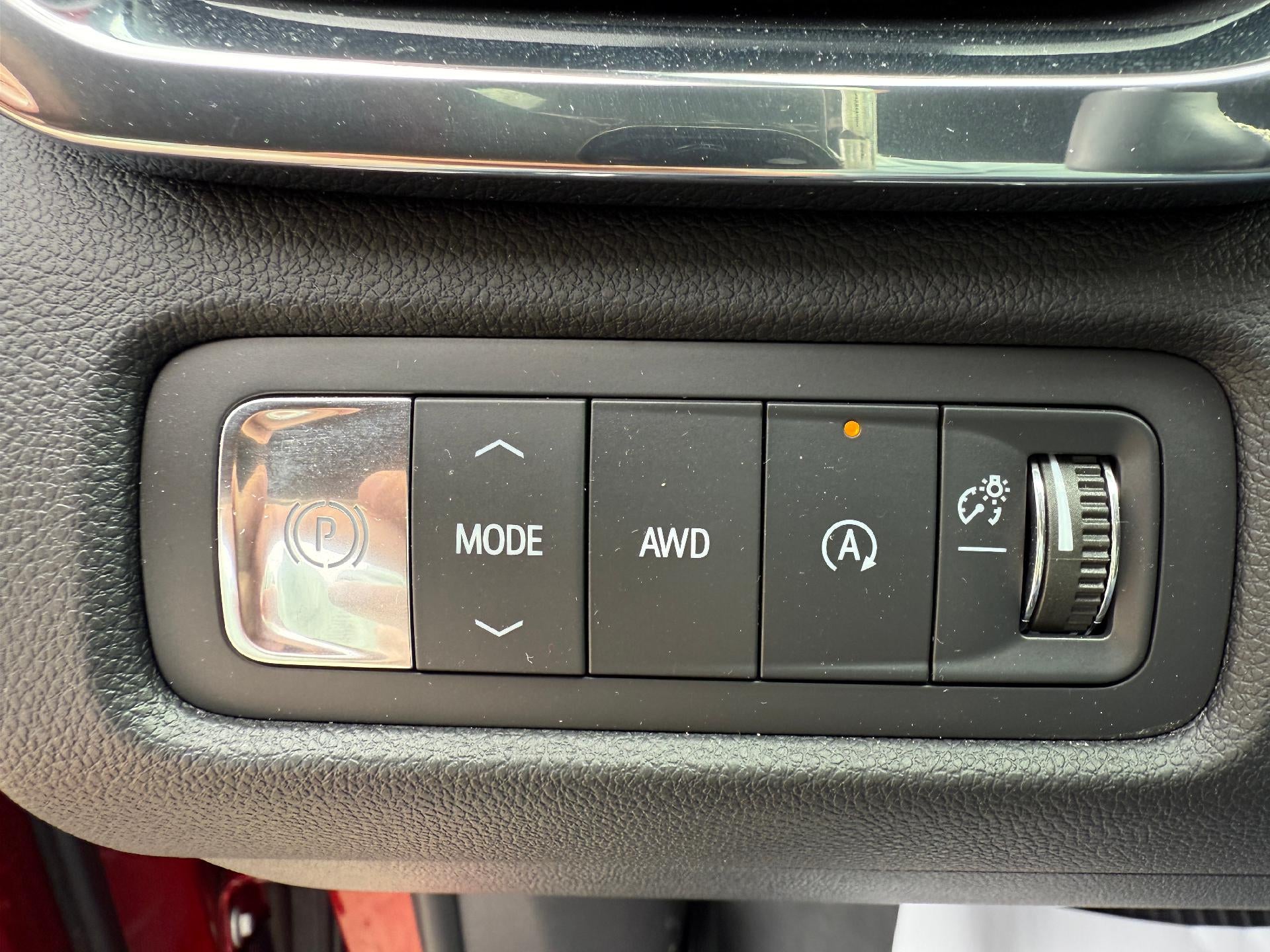 2025 GMC Acadia Denali