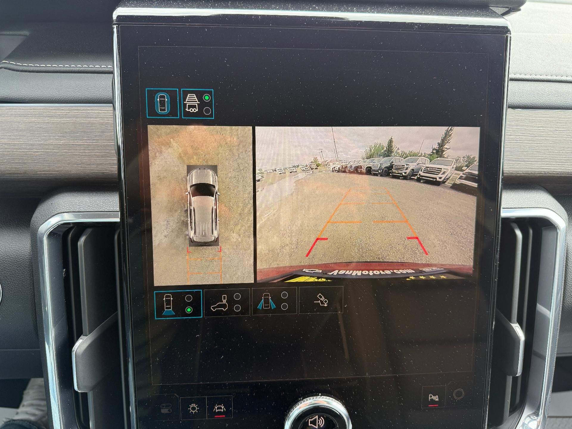 2025 GMC Acadia Denali