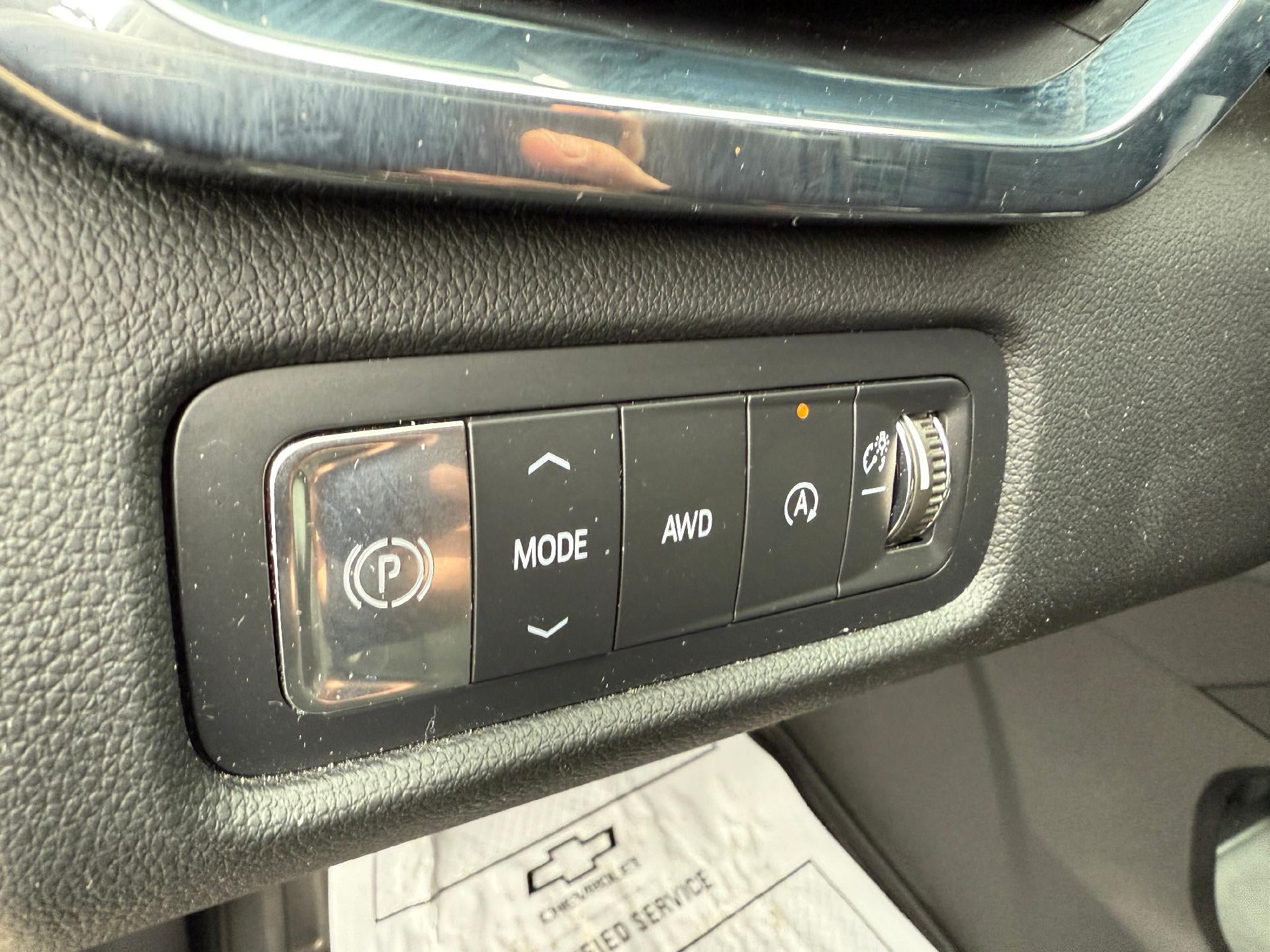 2025 GMC Acadia Denali