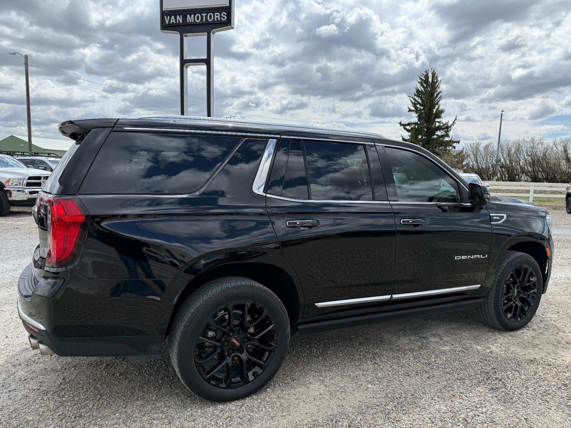 2024 GMC Yukon Denali