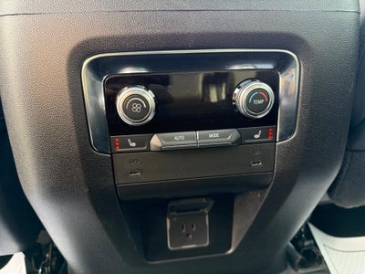 2025 GMC Yukon XL Elevation