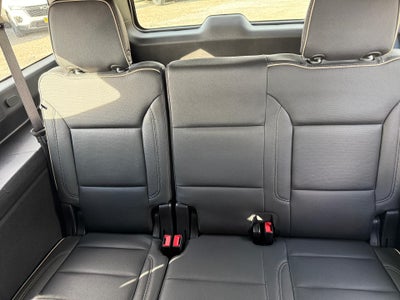 2025 GMC Yukon XL Elevation