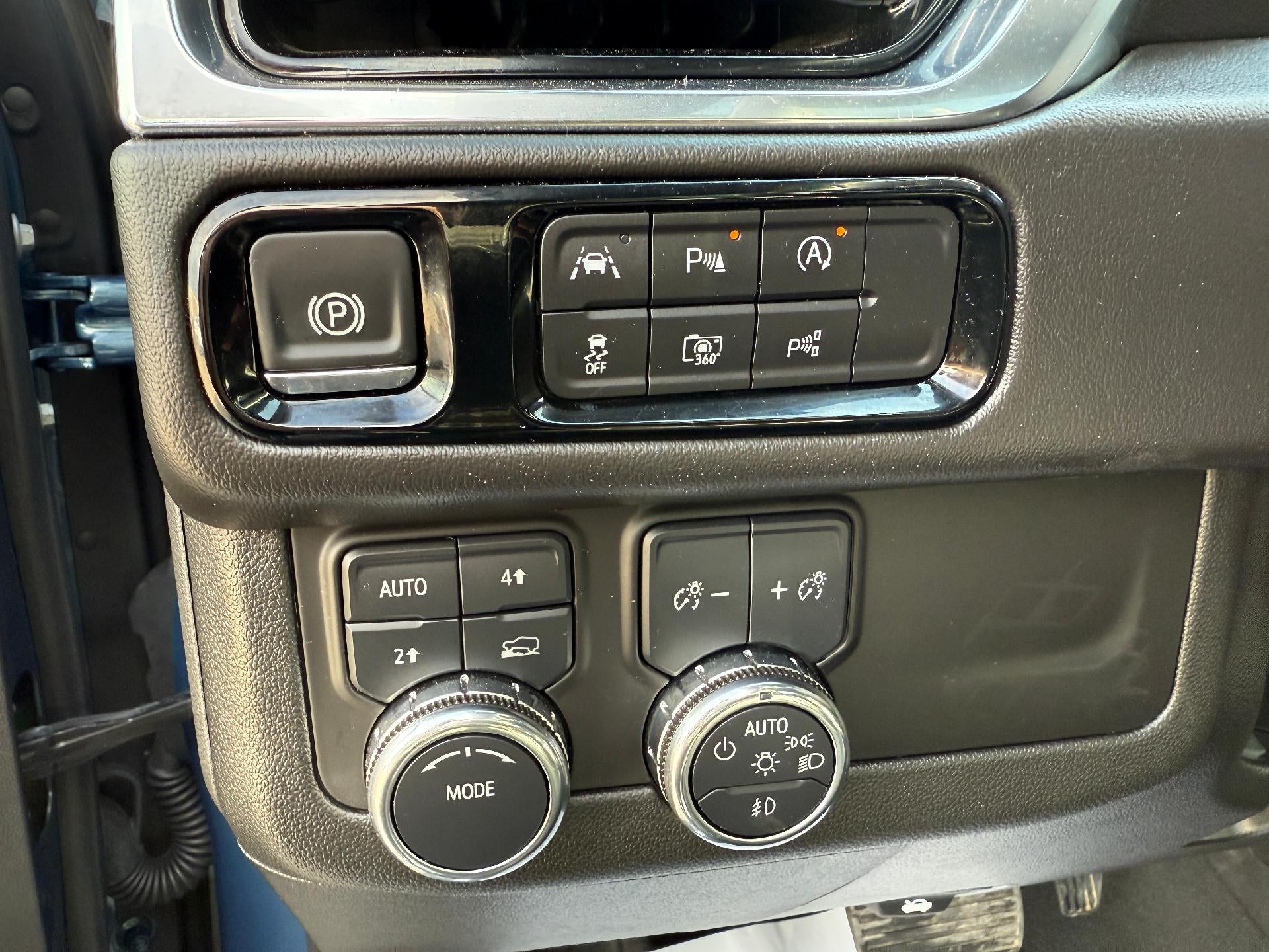 2025 GMC Yukon XL Elevation