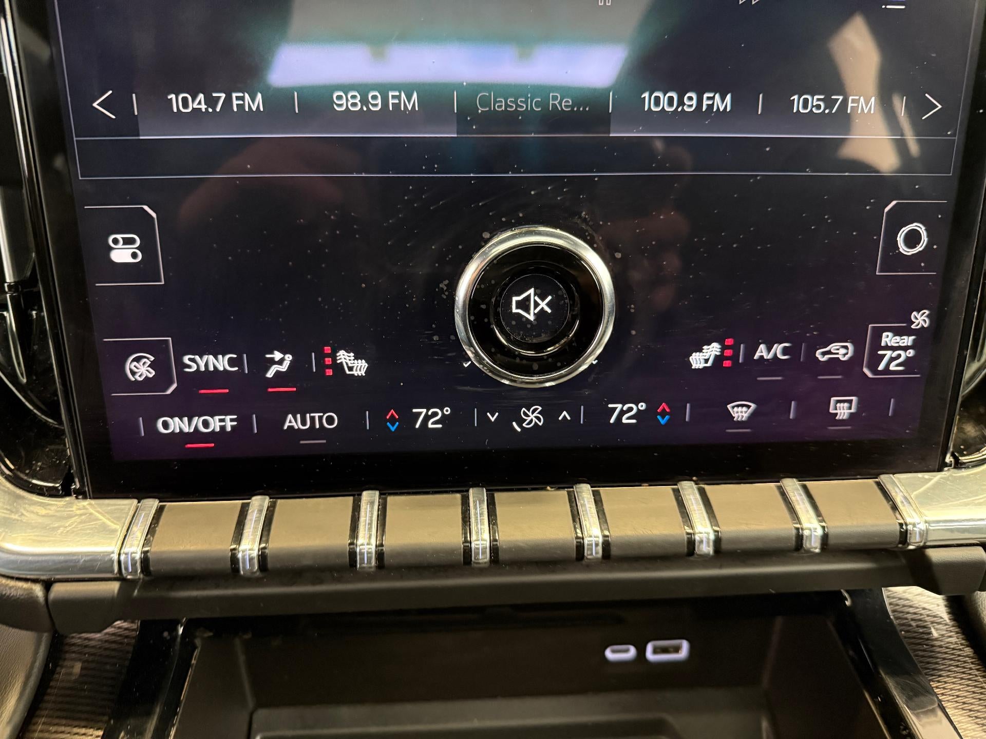 2025 GMC Yukon XL Elevation
