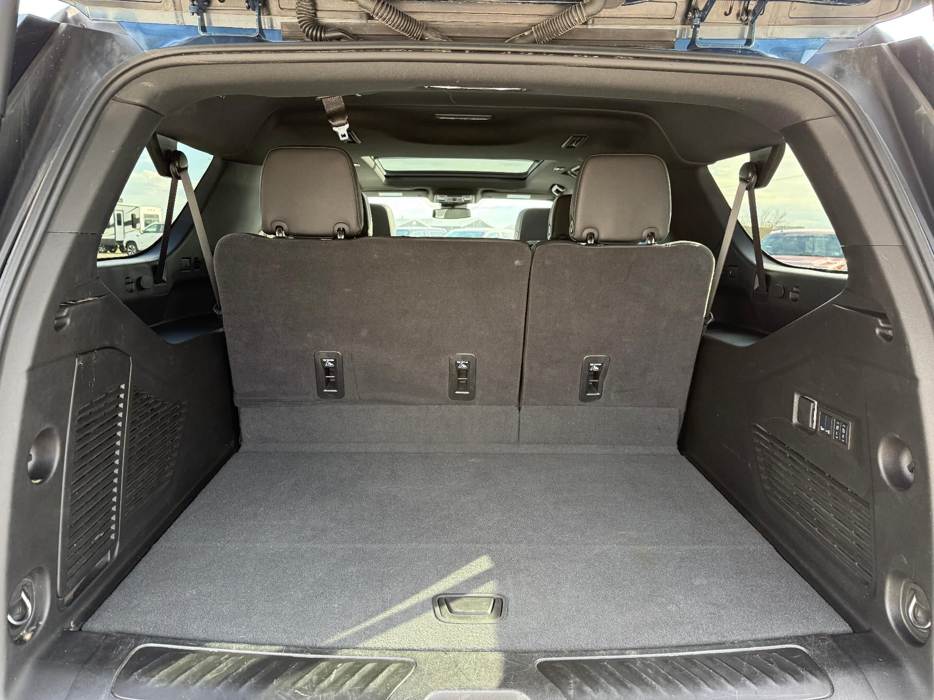 2025 GMC Yukon XL Elevation