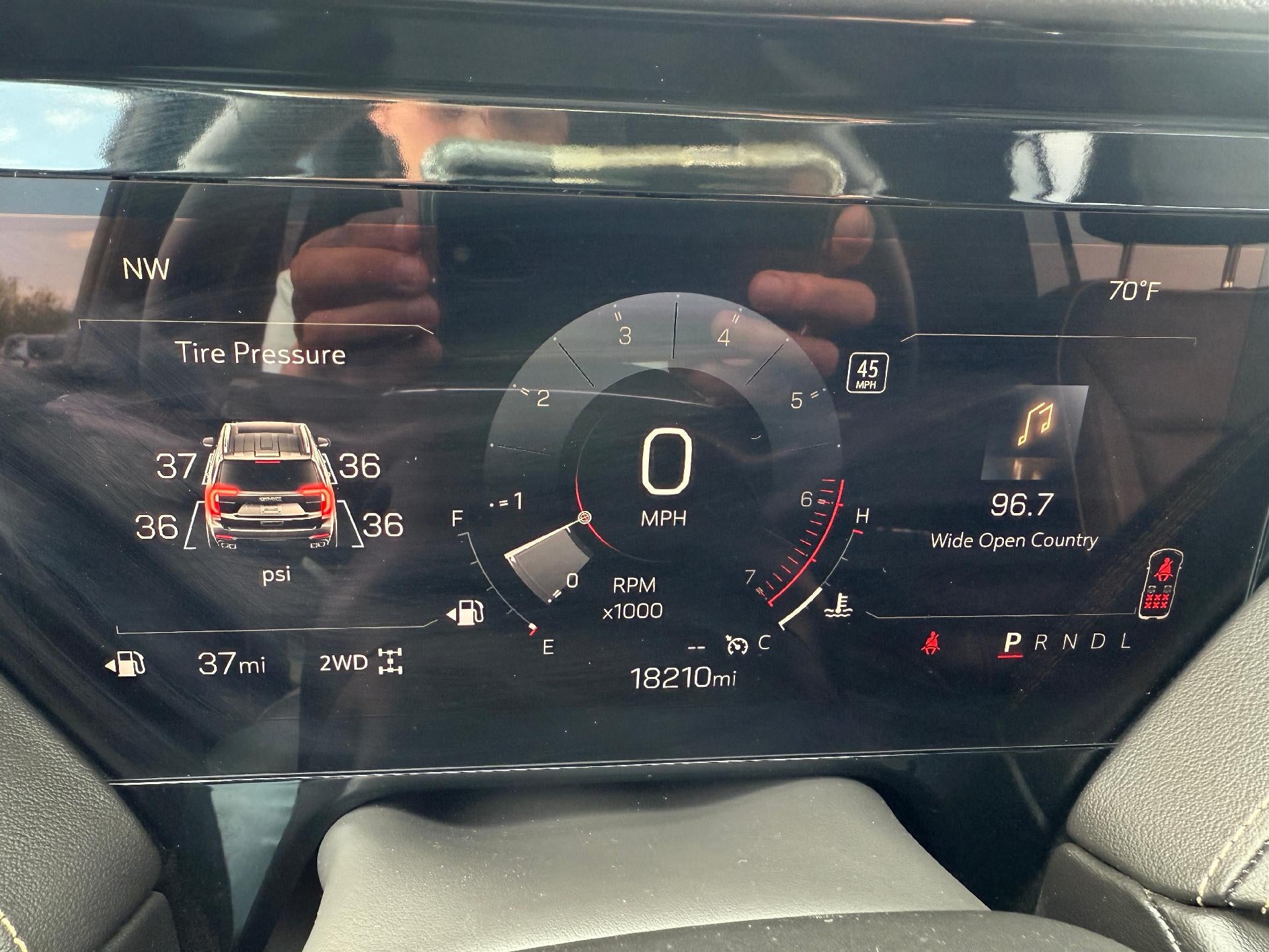 2025 GMC Yukon XL Elevation