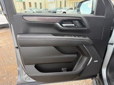 2025 GMC Yukon XL Elevation