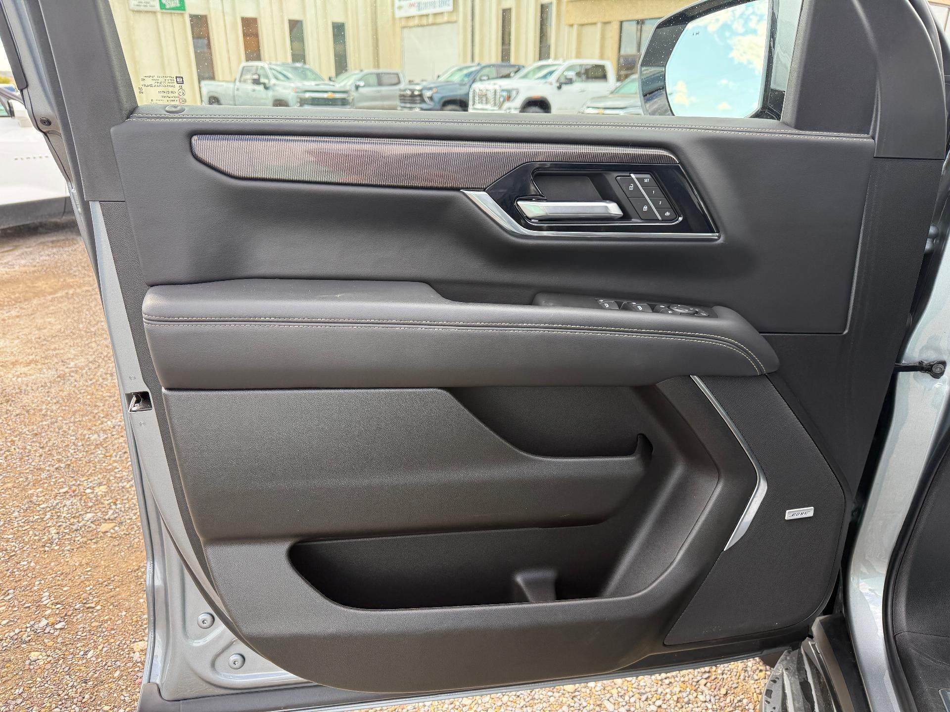 2025 GMC Yukon XL Elevation