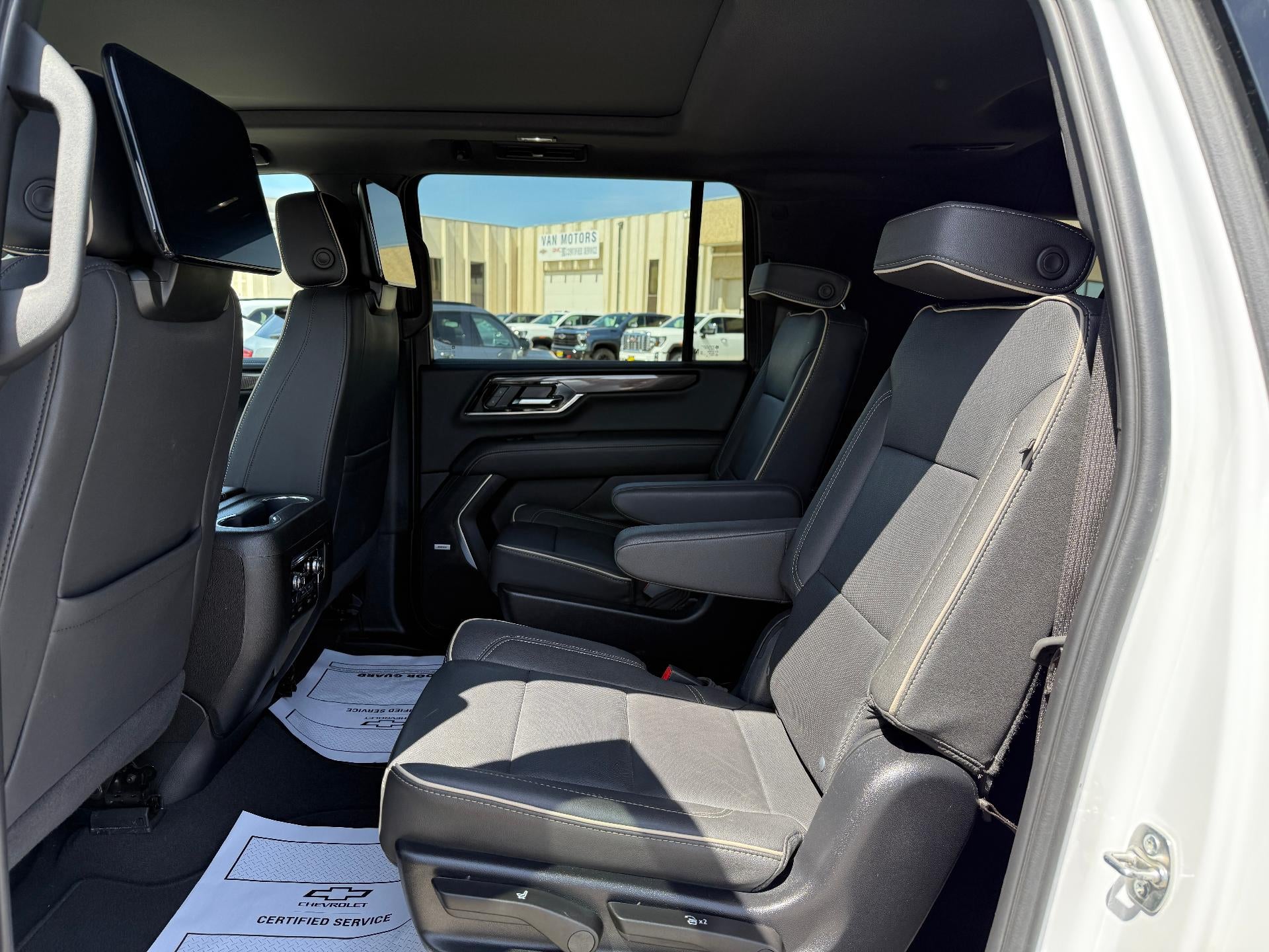 2025 GMC Yukon XL Elevation