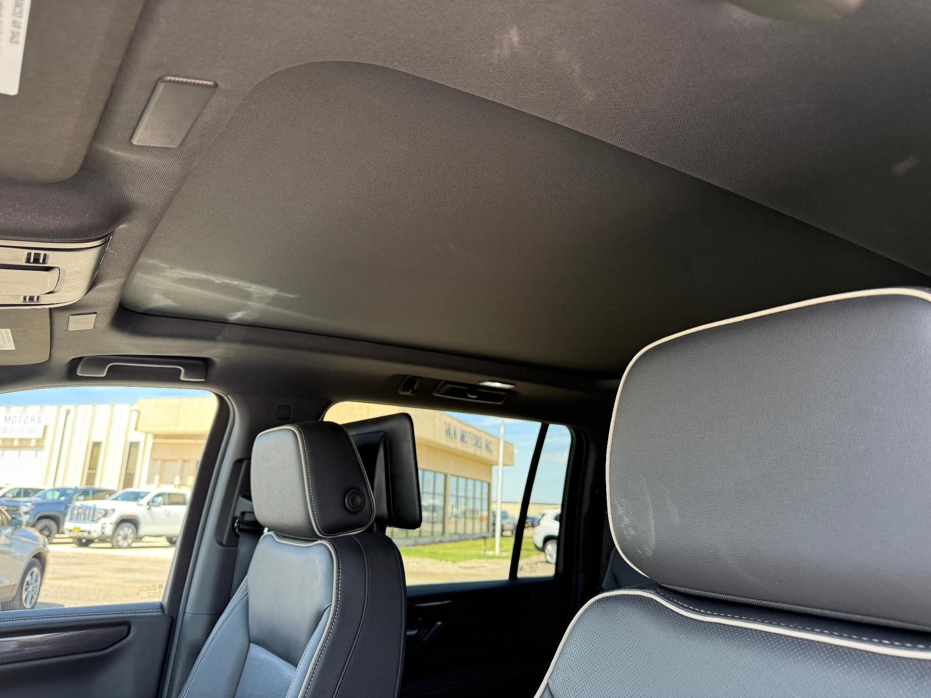 2025 GMC Yukon XL Elevation