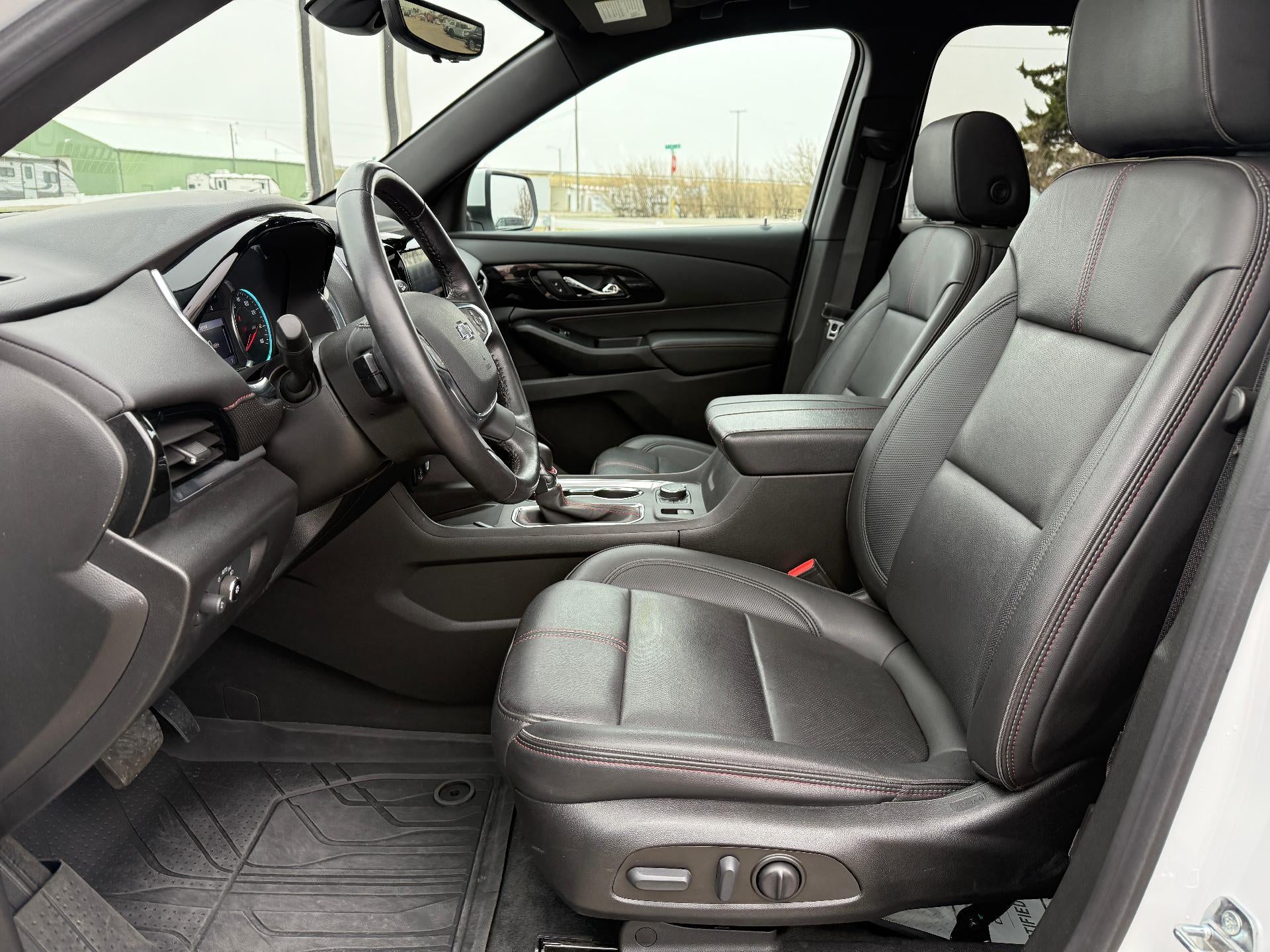 2022 Chevrolet Traverse RS