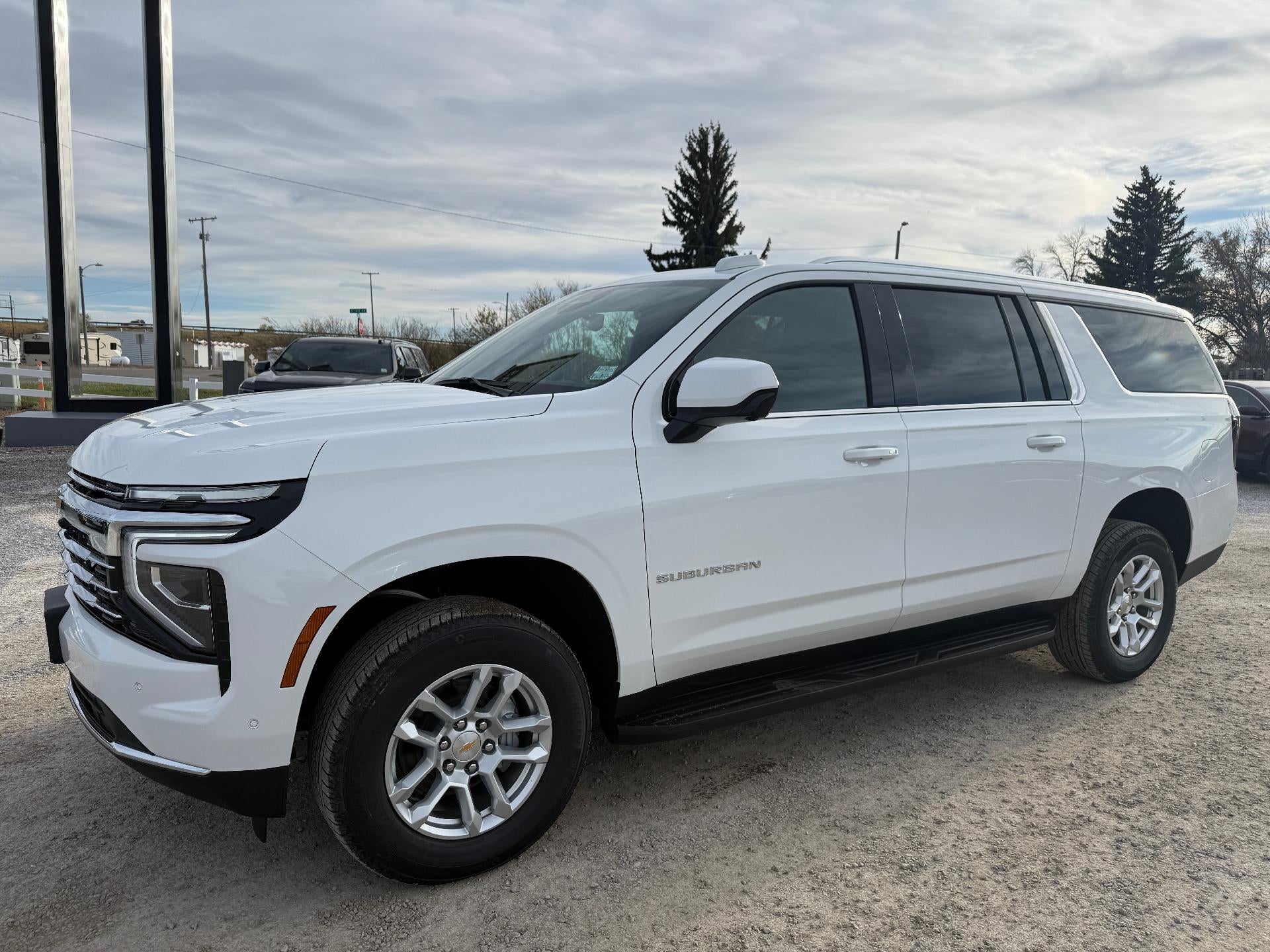 2027 Chevrolet Suburban LT