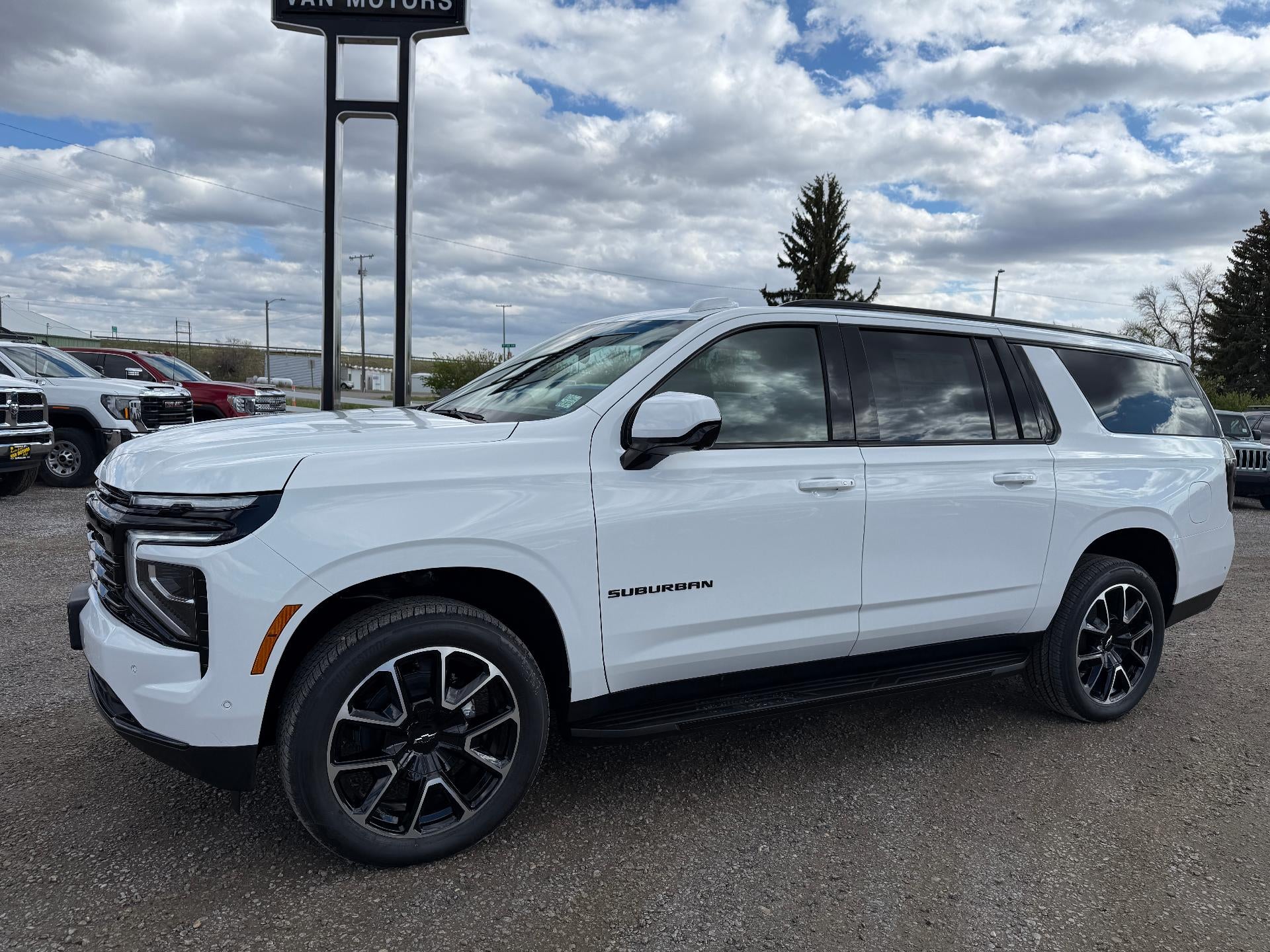 2026 Chevrolet Suburban RST