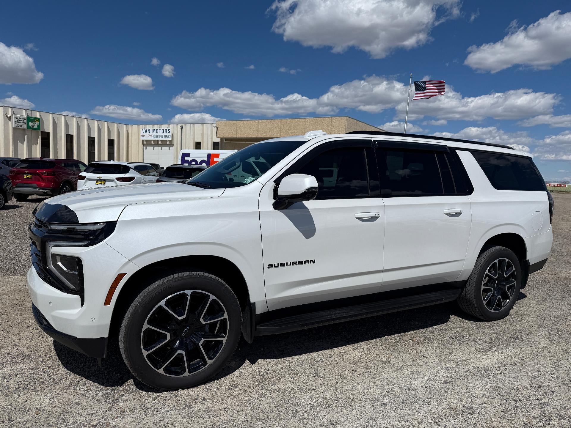 2025 Chevrolet Suburban RST 4X4's photo
