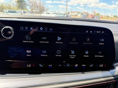 2025 Chevrolet Suburban RST