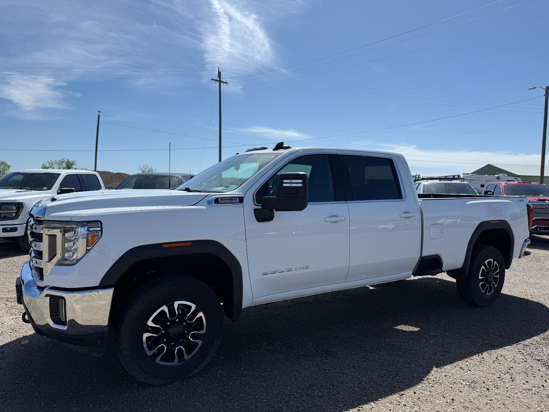 2020 GMC Sierra 4WD Crew Cab Standard Box SLE's photo