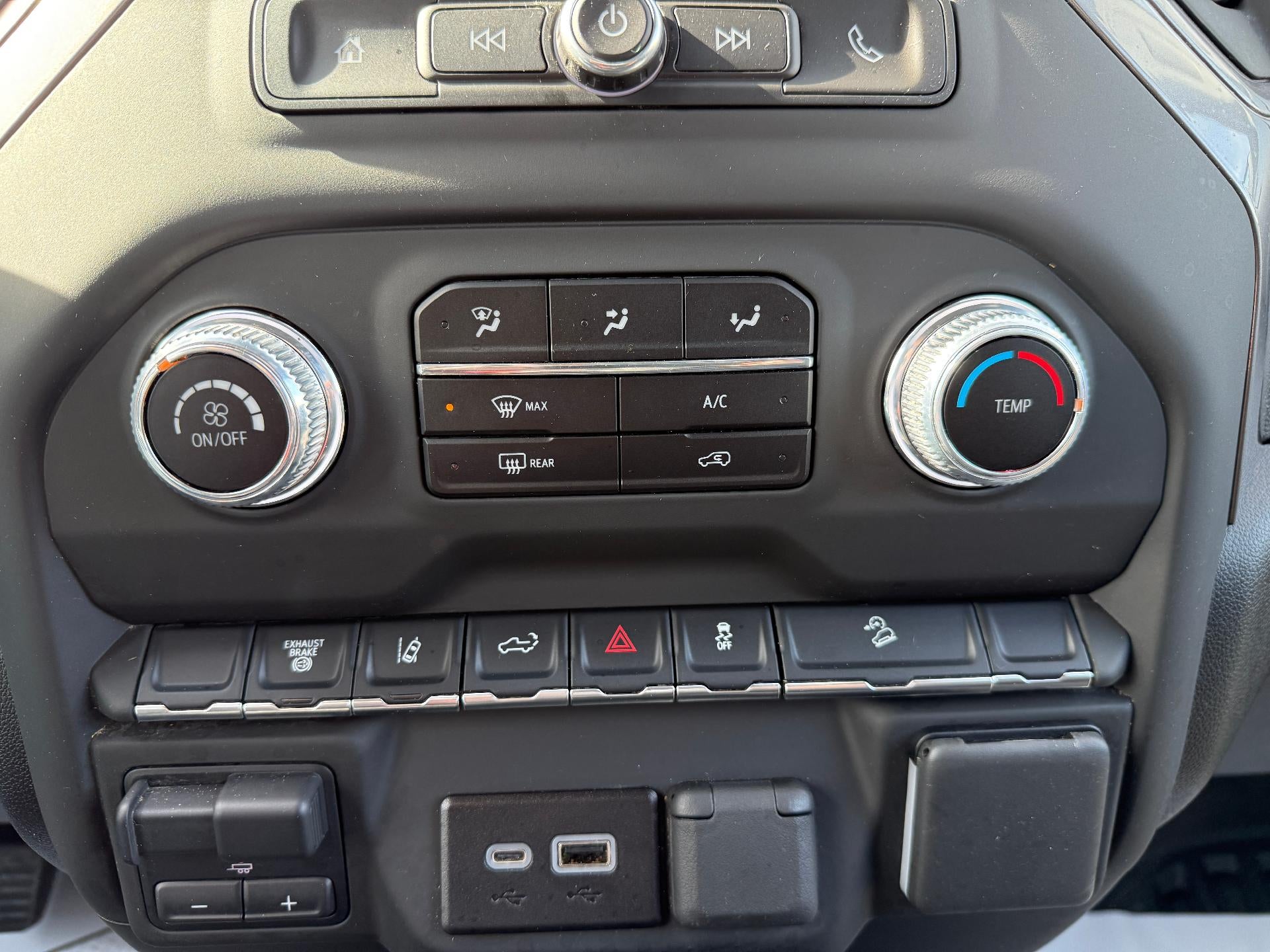 2025 GMC Sierra 3500 HD Pro