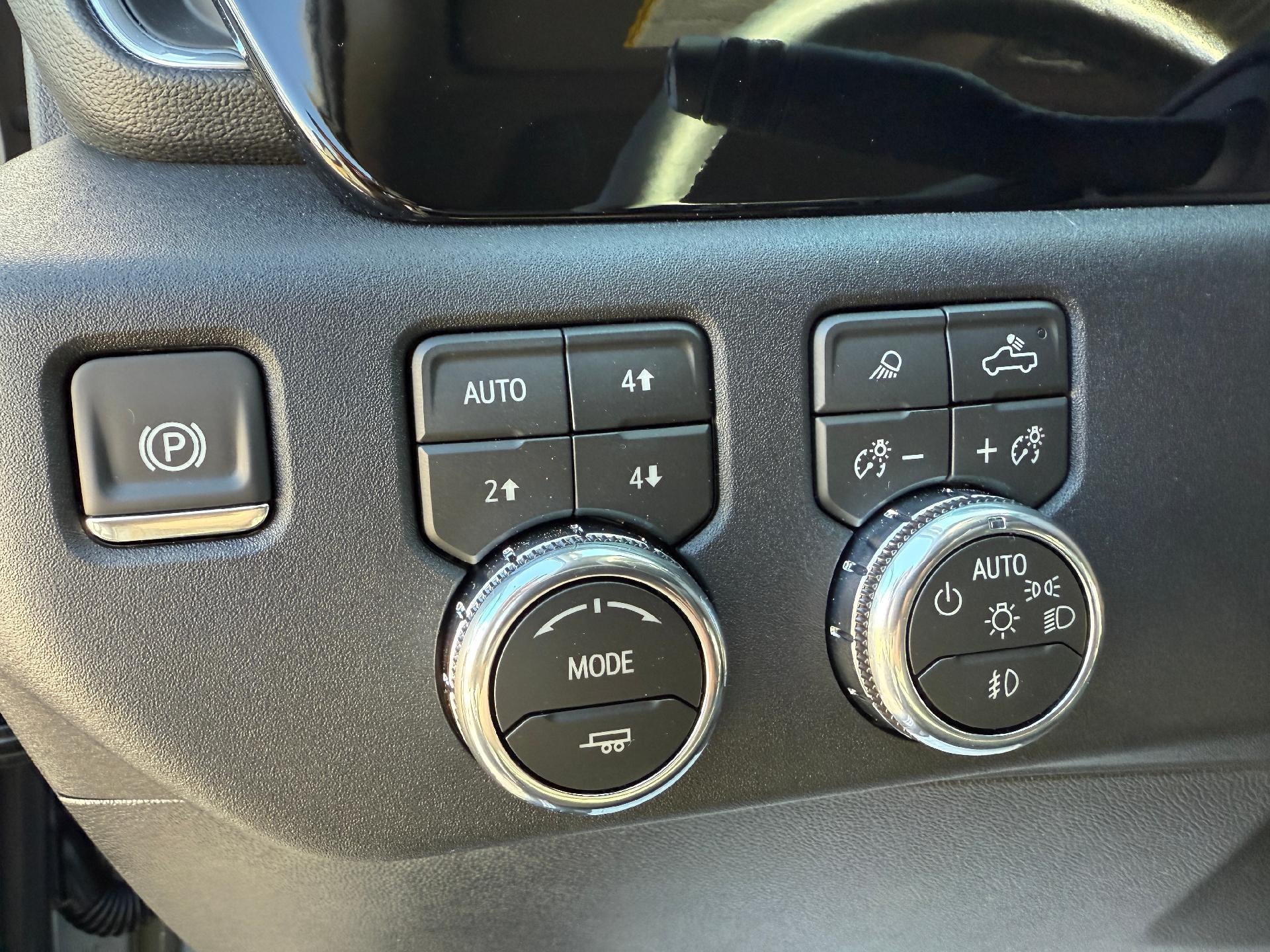 2026 GMC Sierra 3500 HD SLE