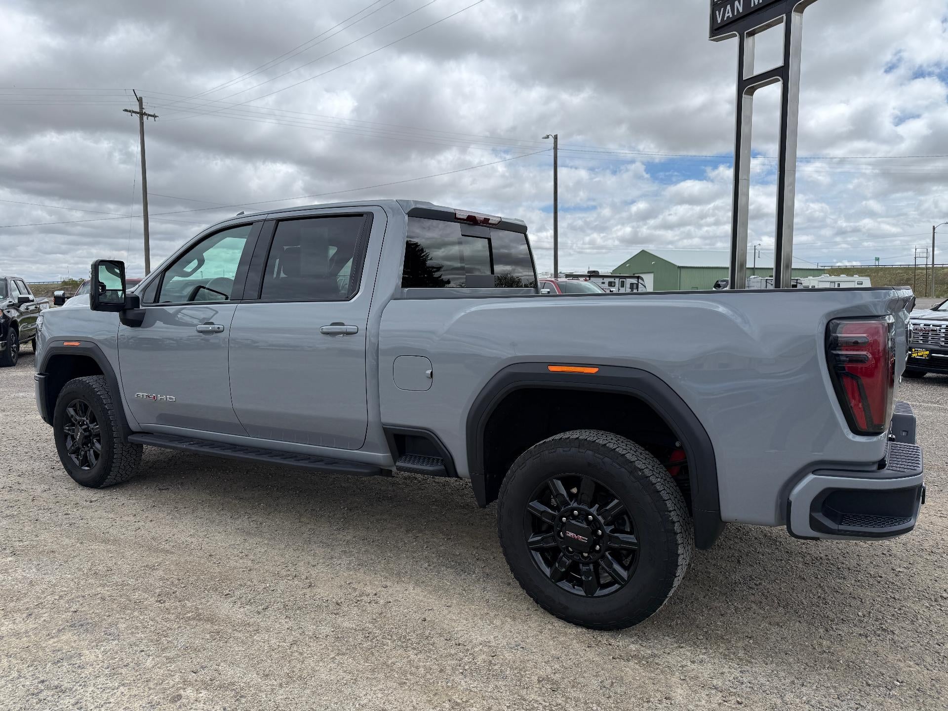2025 GMC Sierra 3500 HD AT4