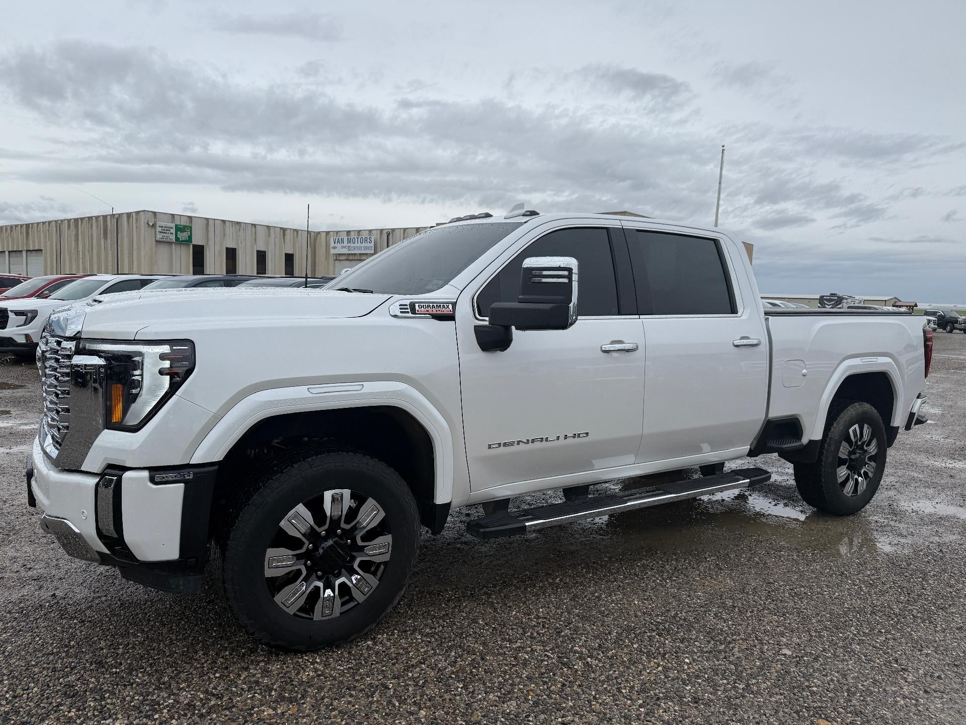 2025 GMC Sierra 3500 HD Denali