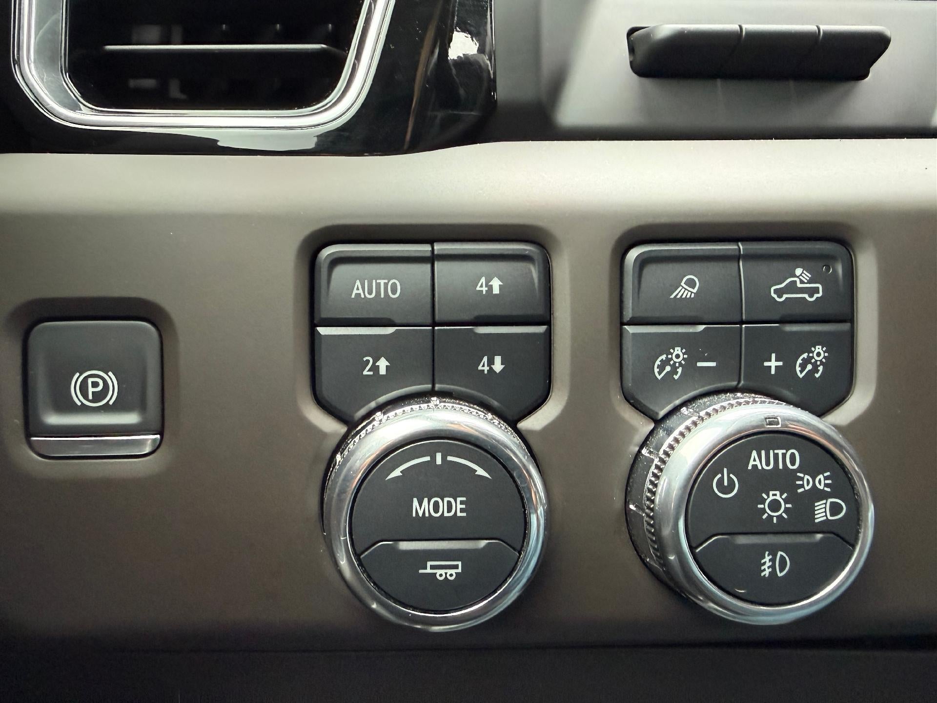 2025 GMC Sierra 3500 HD Denali