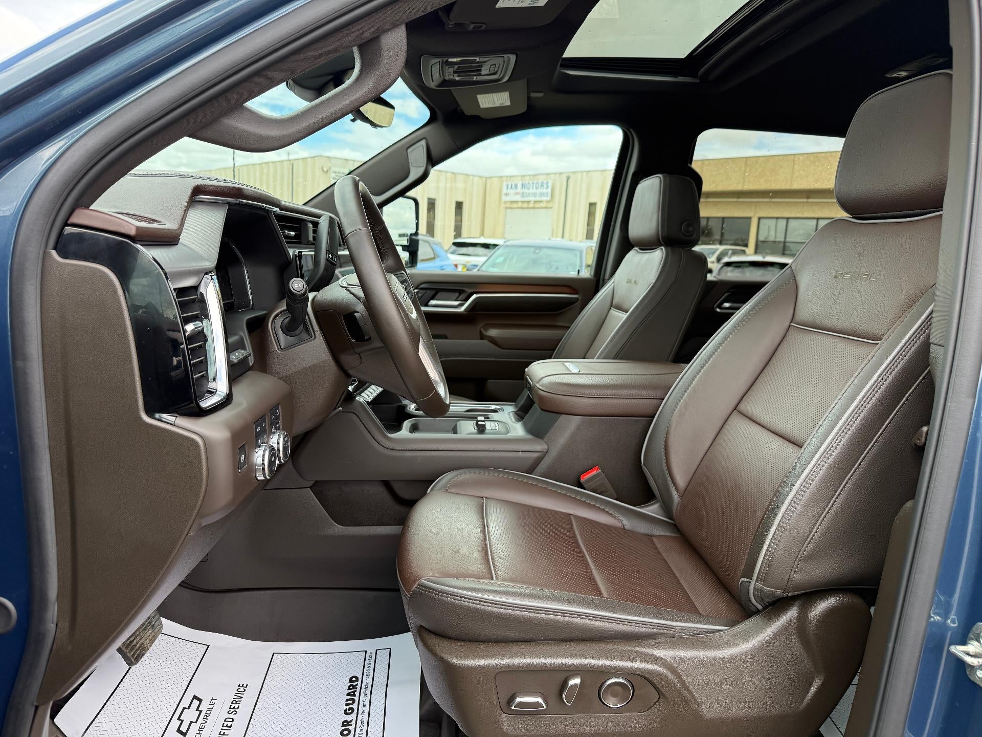2025 GMC Sierra 3500 HD Denali