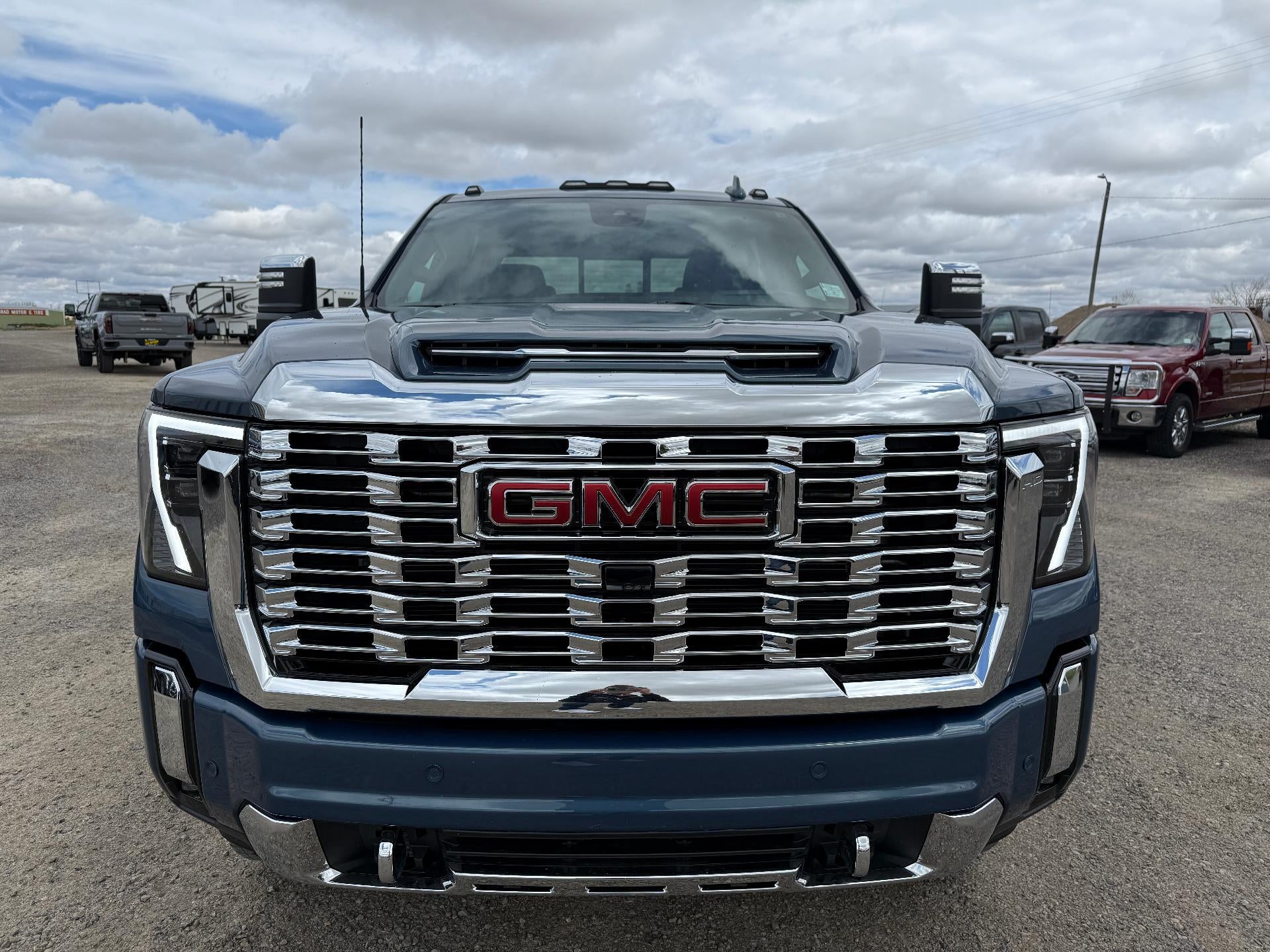 2025 GMC Sierra 3500 HD Denali