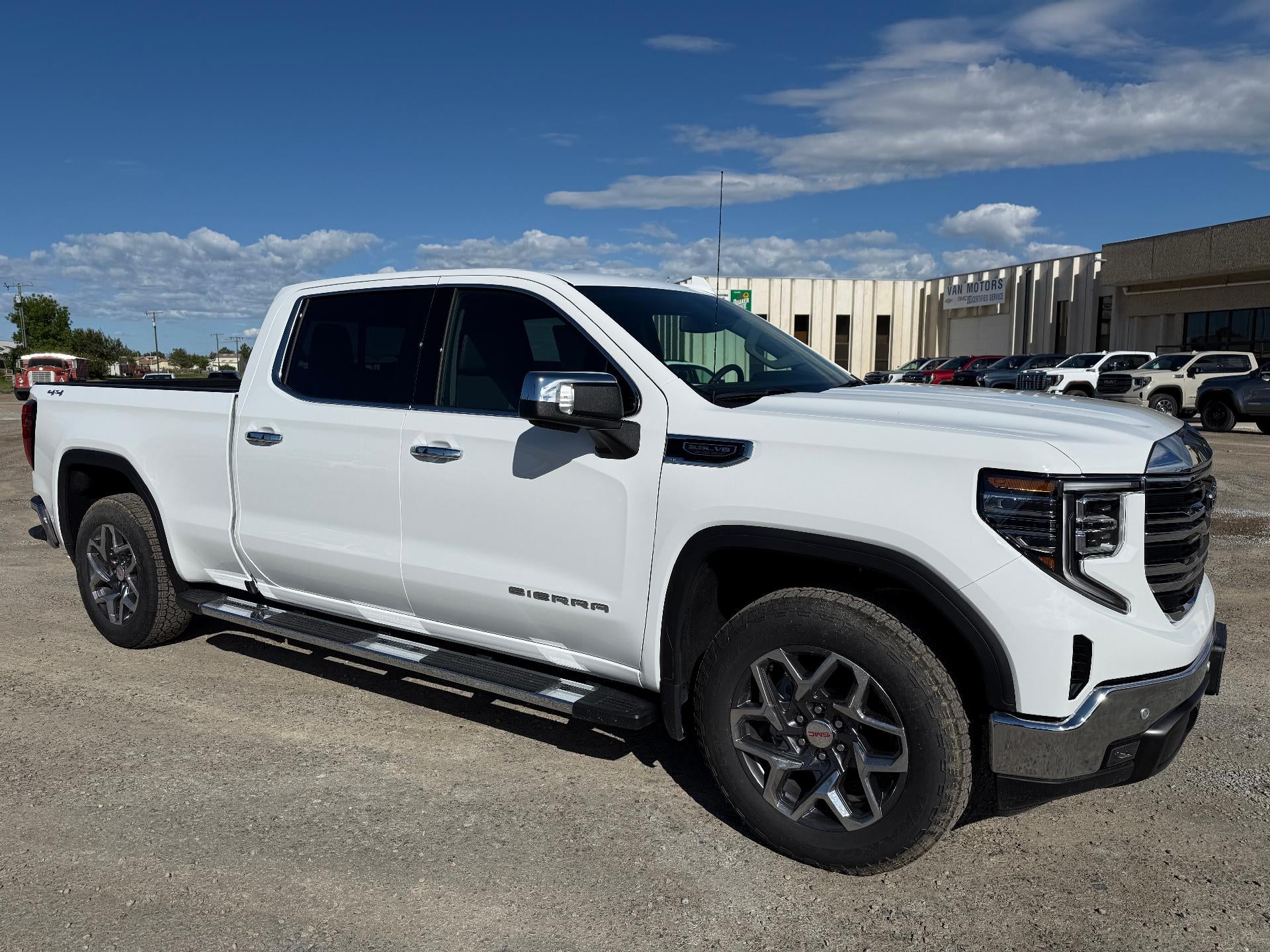 2026 GMC Sierra 1500 SLT