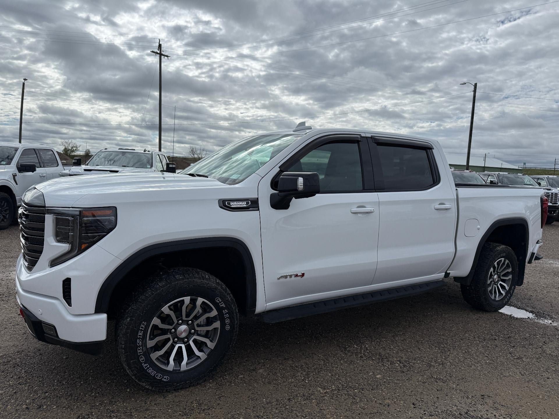 2023 GMC Sierra 1500 AT4