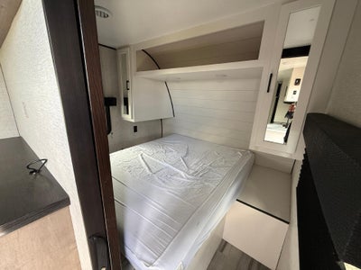 2024 JAYCO JAY FLIGHT Base