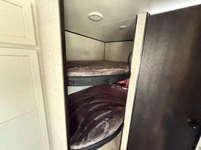 2024 JAYCO JAY FLIGHT Base
