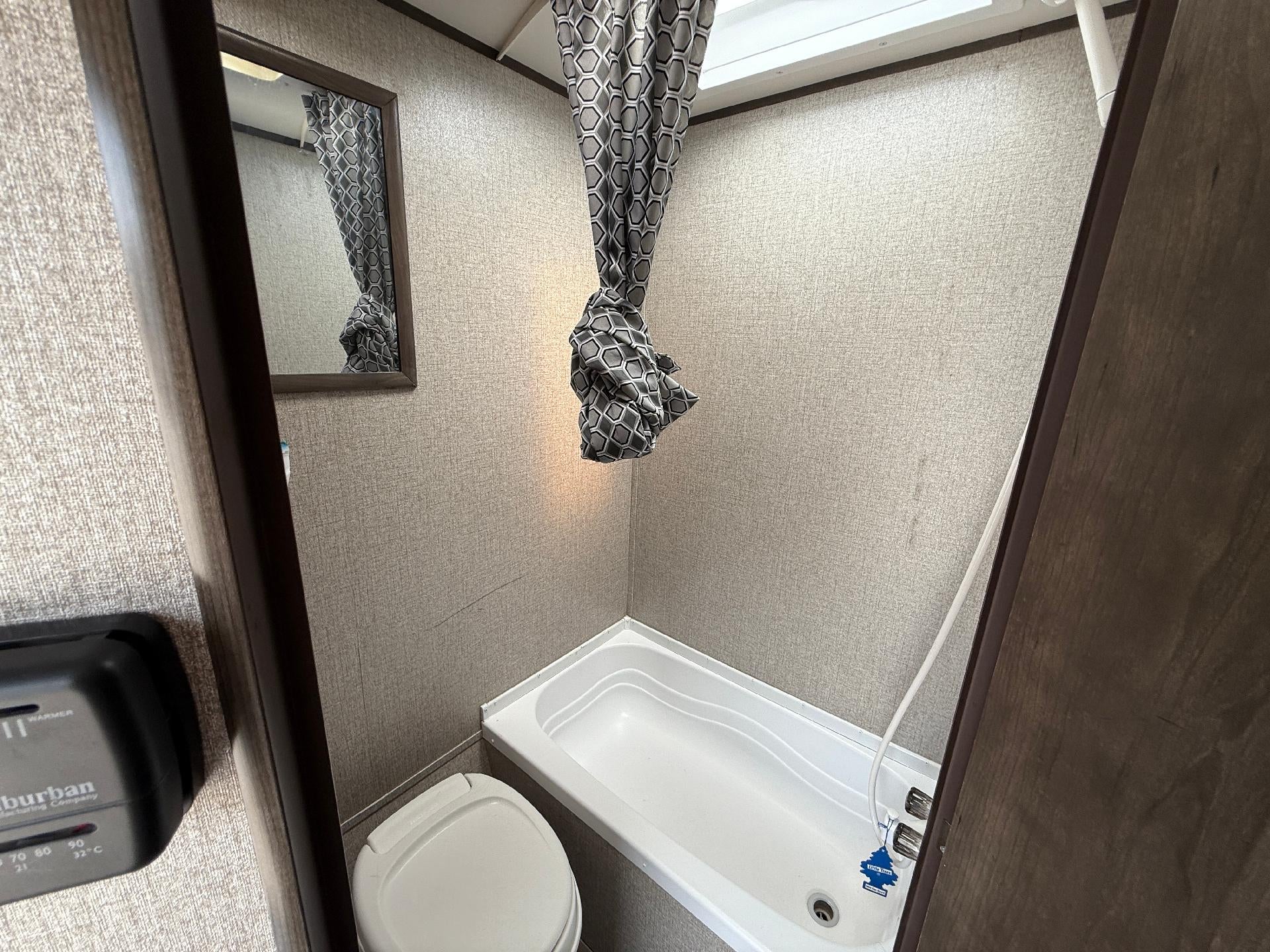 2021 JAYCO JAYFLIGHT Base