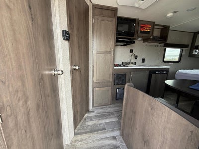 2021 JAYCO JAYFLIGHT Base