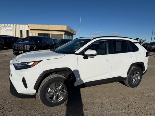 2024 Toyota RAV4 XLE