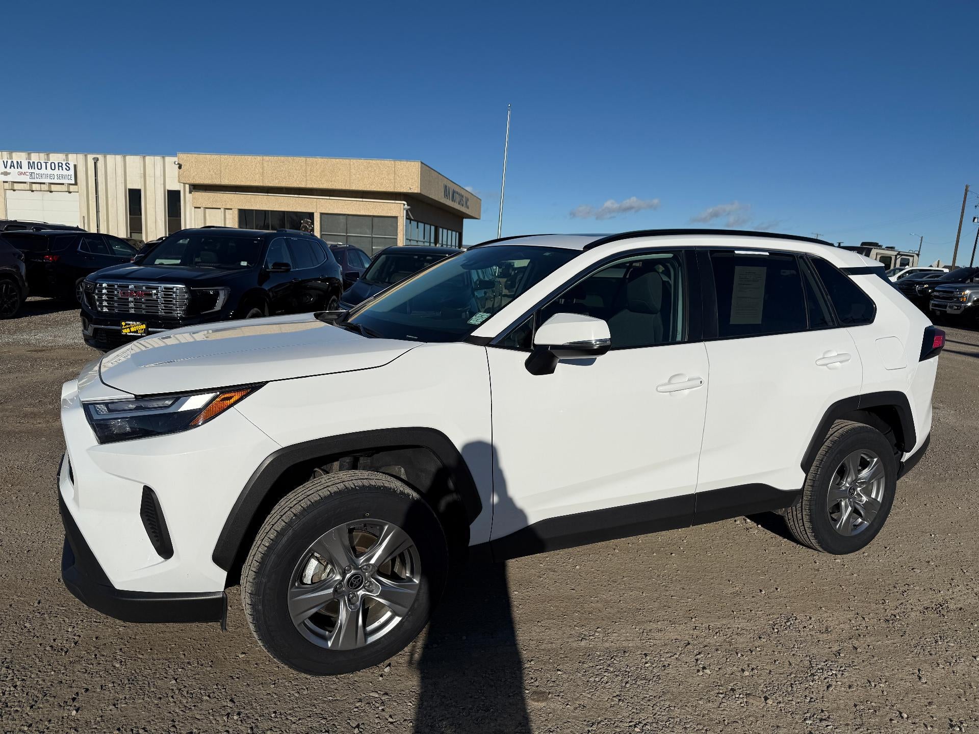 2024 Toyota RAV4 XLE