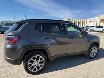 2024 Jeep Compass Latitude Lux